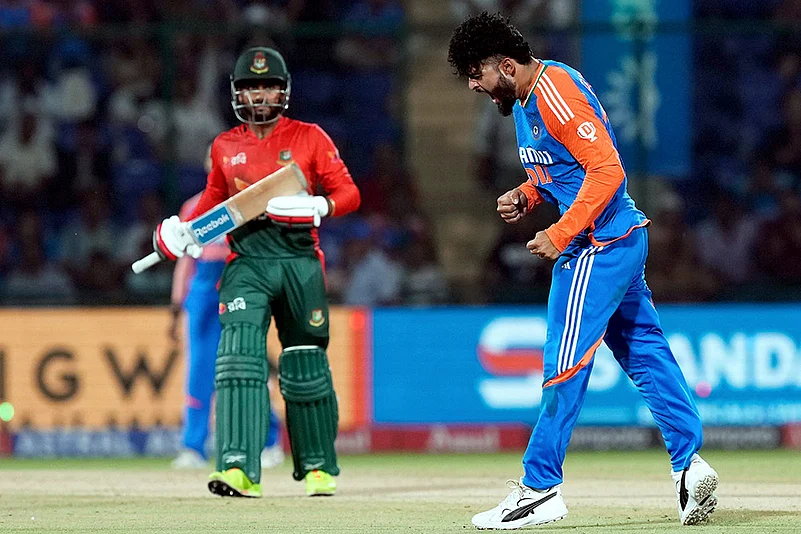 India vs Bangladesh 2nd T20I Cricket match Photo gallery_Riyan Parag