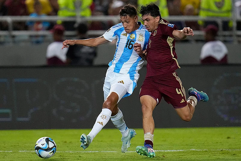 FIFA World Cup 2026 Qualifiers Venezuela vs Argentina photo gallery_Nahuel Molina