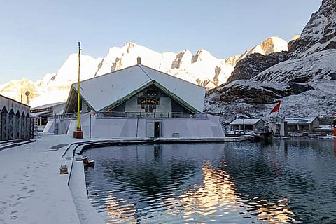 Snowfall at Shri Hemkund Sahib Gurudwara
