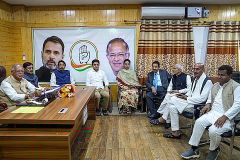 J&K Congress Chief meets new MLAs