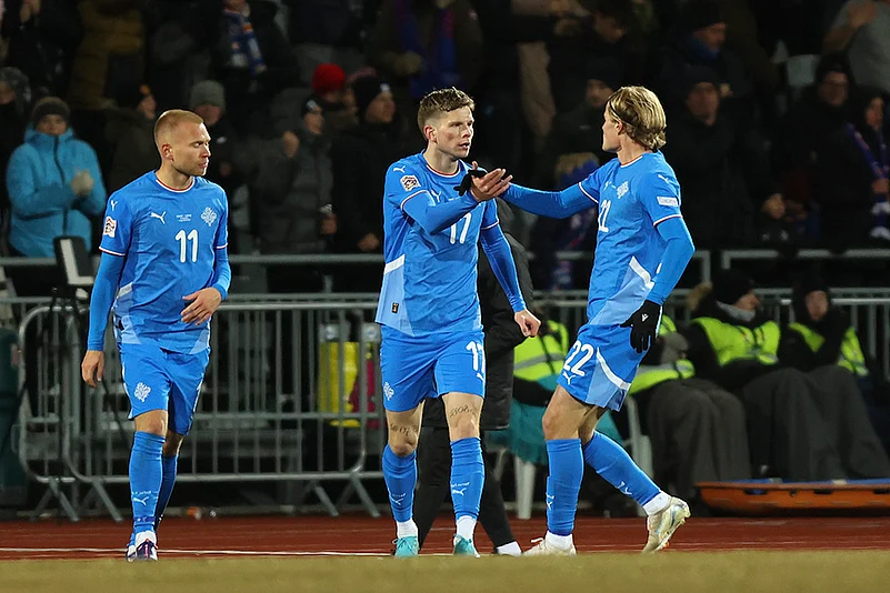 UEFA Nations League Soccer Iceland vs Wales photo gallery_Logi Tómasson