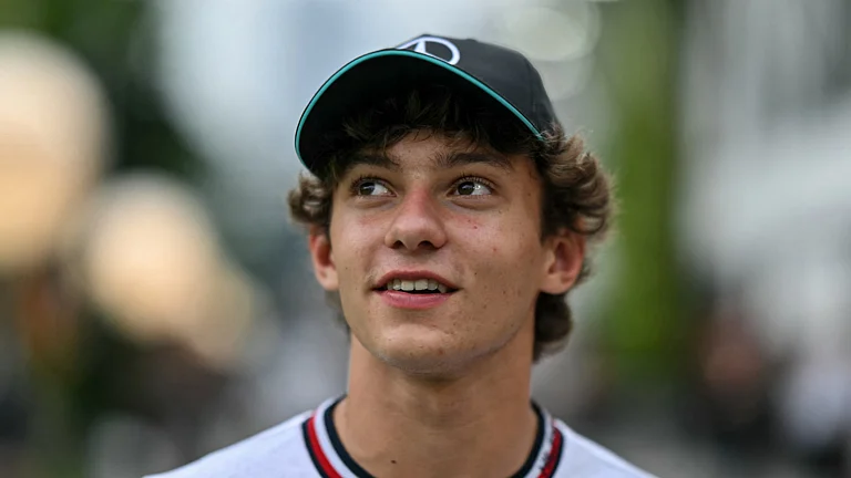 Kimi Antonelli will replace Lewis Hamilton at Mercedes for the 2025 Formula One season - null