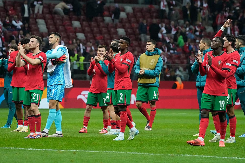 Photo: AP/Czarek Sokolowski : Poland vs Portugal