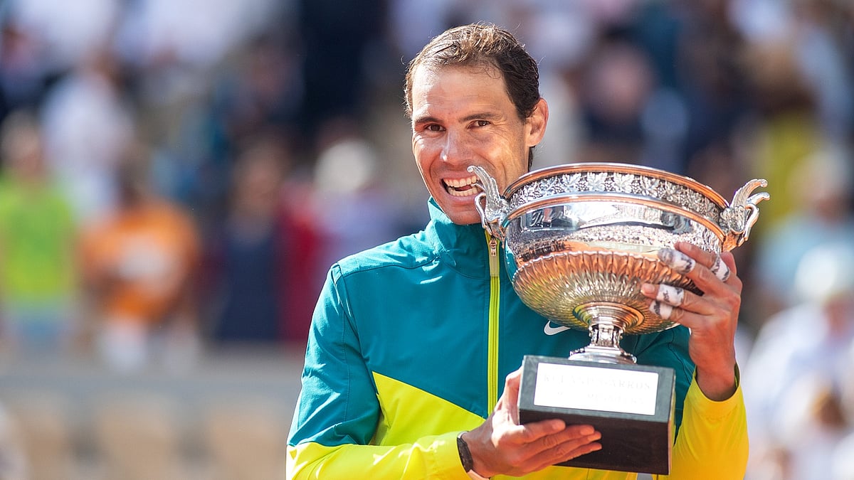 Rafael Nadal celebrates his French Open win in 2022