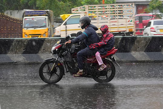 Chennai Rain Alert: Light Showers Today, Heavy Rain Forecast This Week