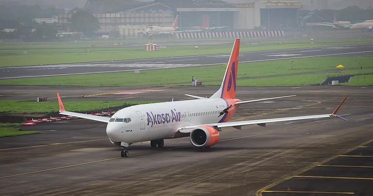 Akasa Air flight received hoax bomb threat - PTI