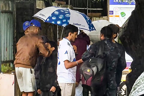 IND Vs NZ 1st Test: Fans outside the M.Chinnaswamy Stadium during rains