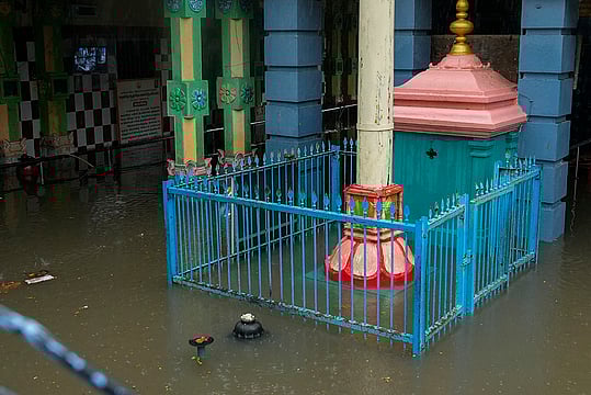 Schools Closed in Chennai, Tamil Nadu, and Andhra Pradesh Due to Cyclone Ditwah Heavy Rain Alert