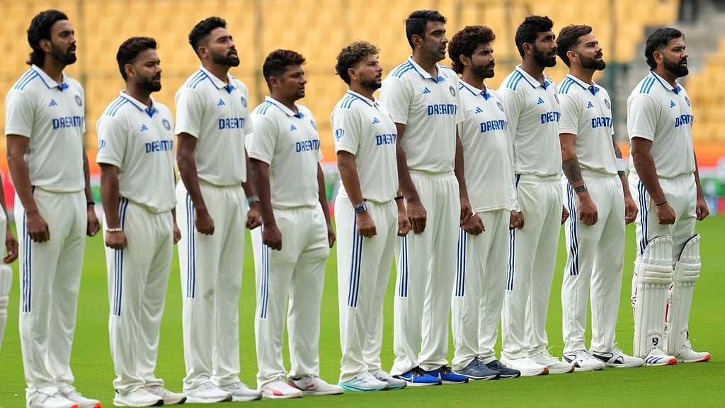AP/PAijaz Rahi : The Indian cricket team ahead of the 1st IND Vs NZ Test in Bengaluru.