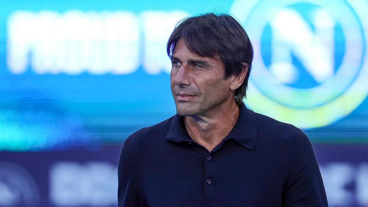 Napoli head coach Antonio Conte - null