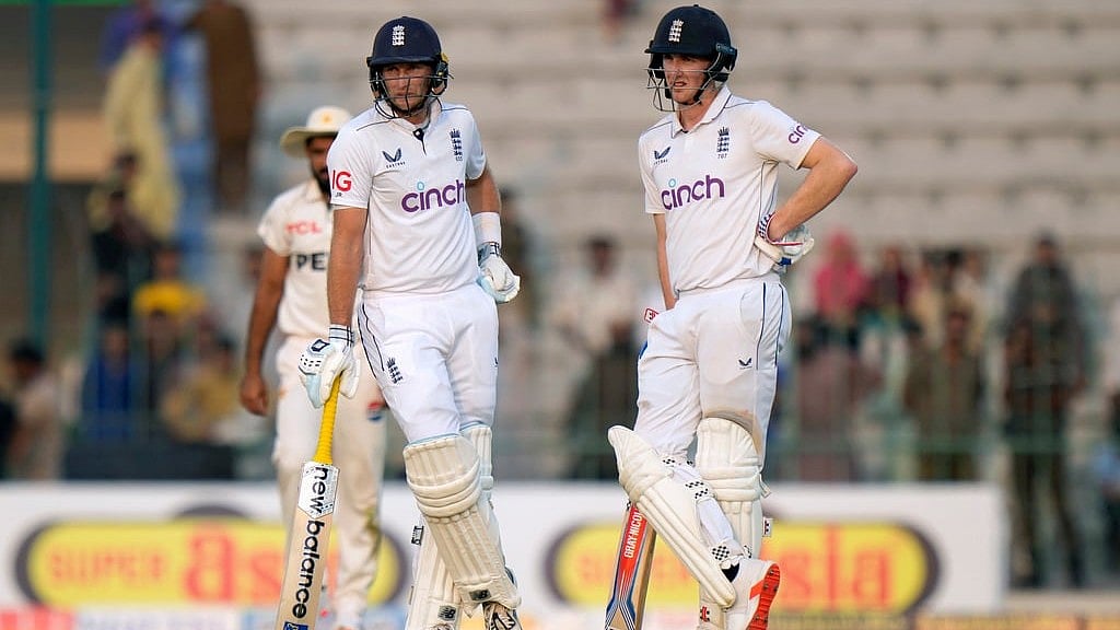 PAK Vs ENG 2nd Test, Day 4 LIVE Score Hosts Eye Wickets But Face