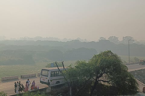 Smog Engulfs Delhi