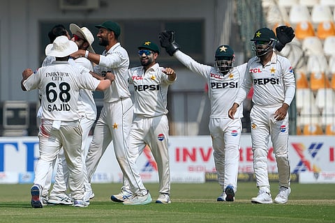 PAK Vs ENG 2nd Test: Pakistan players celebrate after winning against England
