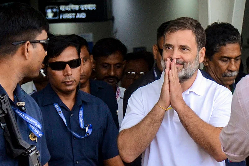 Rahul Gandhi arrives in Ranchi