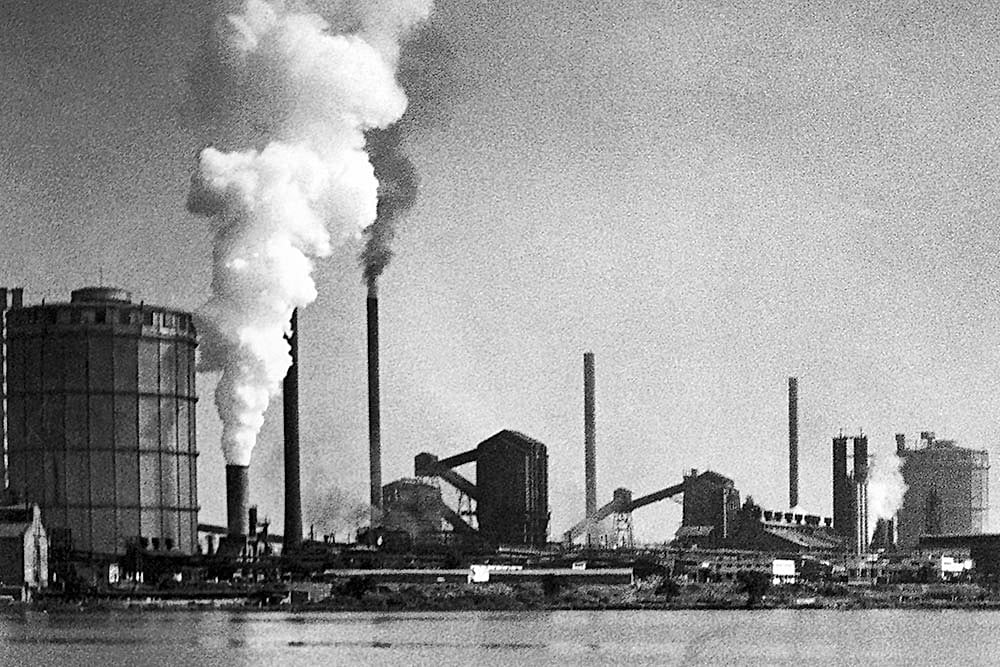 Photo: Getty Images : The Tata Steel plant at Jamshedpur