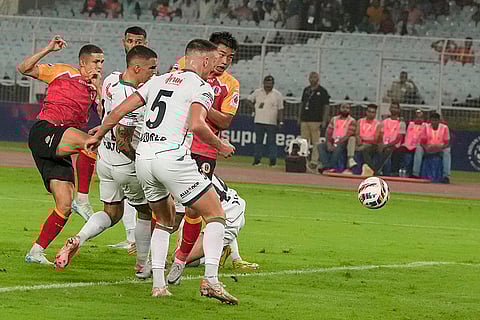 ISL 2024: Mohun Bagan Super Giant and East Bengal FC players vie for the ball