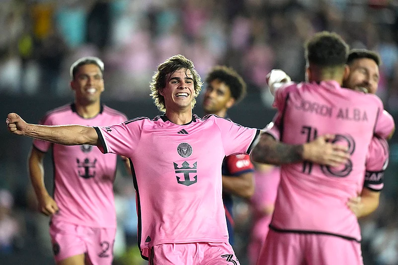 Major League Soccer New England Revolution vs inter Miami Football photo gallery_Benjamin Cremaschi