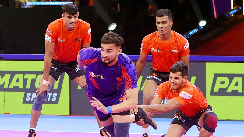 dabang delhi vs u mumba pro kabaddi league season 11