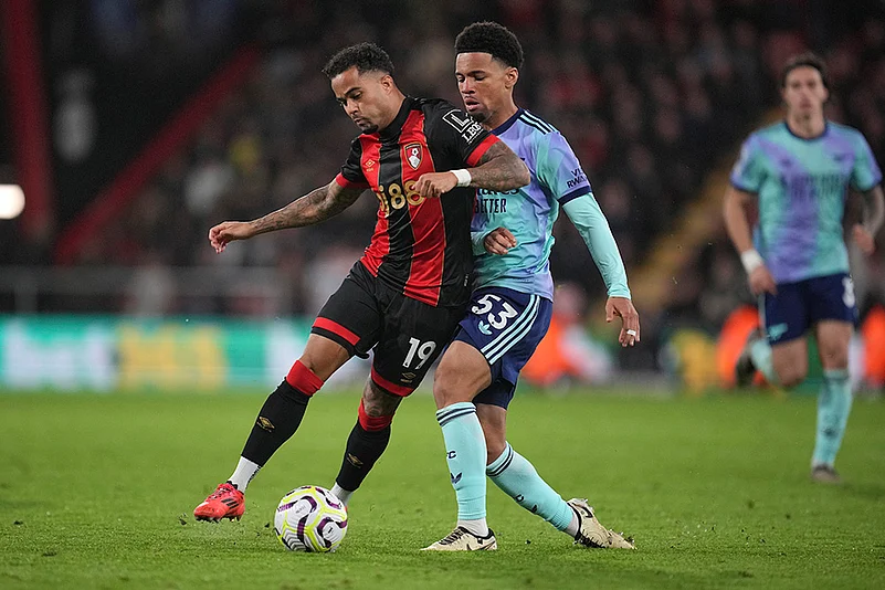 2024-25 English Premier League soccer Arsenal Vs Bournemouth photo gallery_ Justin Kluivert