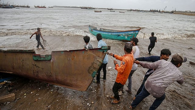 Cyclone Dana To Make Landfall In Odisha, West Bengal; IMD Predicts Severe Weather This Week