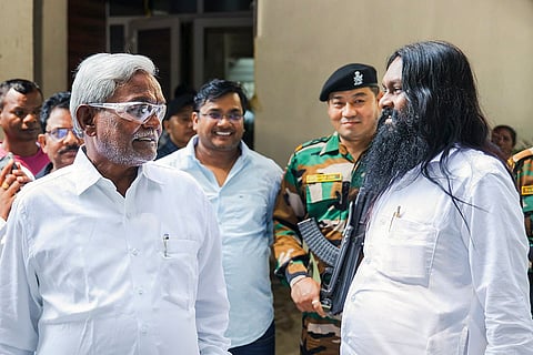 Champai Soren and Babulal Soren meet