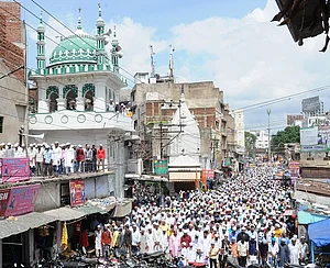 Getty Images : Muslims offering last Friday Namaz in Ranchi