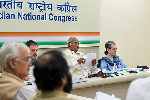 Congress meeting on Maharashtra polls