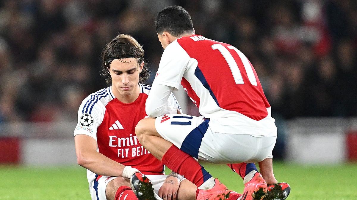 Riccardo Calafiori was forced off for Arsenal on Tuesday.