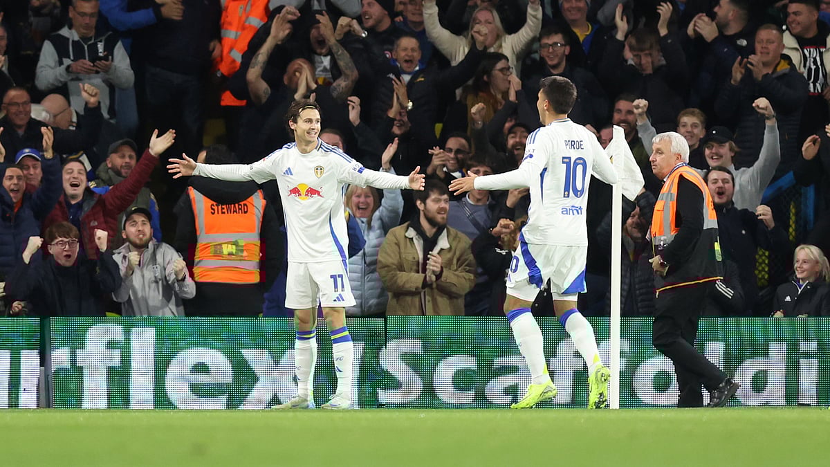 Brenden Aaronson celebrates his early finish for Leeds United on Tuesday.