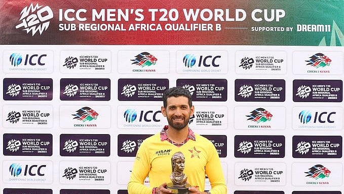 X/ZimCricketv : Sikandar Raza.