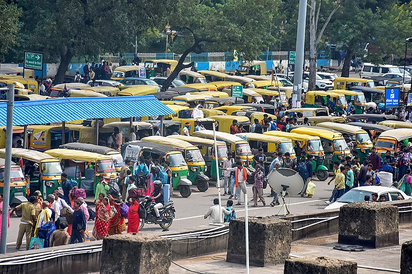 Trains cancelled due to cyclone Dana