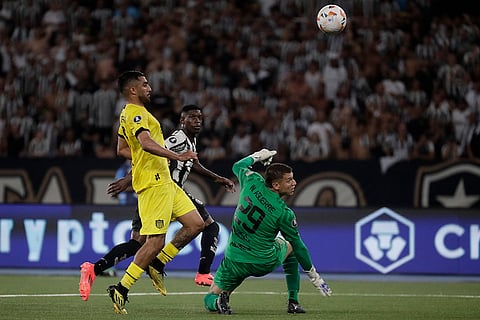 Copa Libertadores, SF 1st Leg: Luiz Henrique of Brazil's Botafogo scores his side's fourth goal