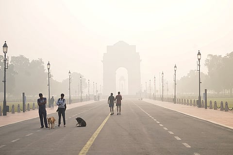 Kartavya Path amid smog