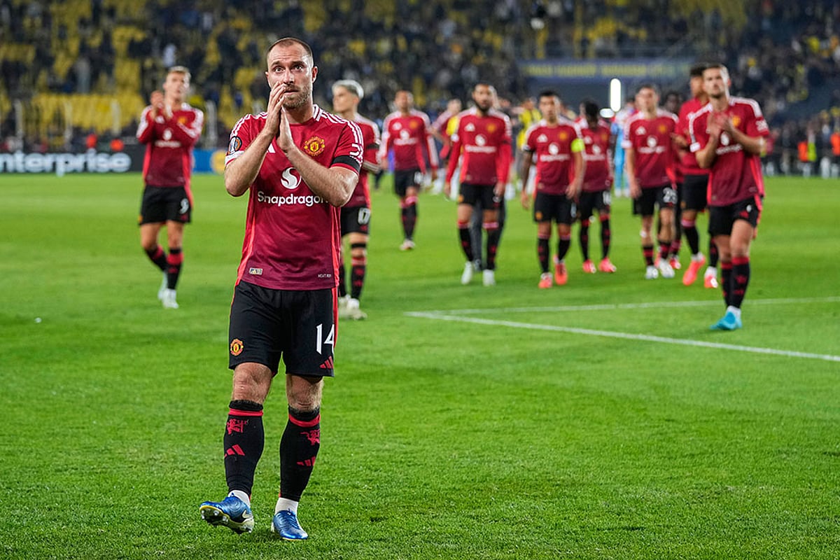 Turkey Soccer Europa League: Manchester United vs Fenerbahce