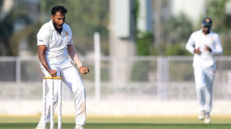 Fresh off his maiden call-up for the upcoming South Africa T20I series, pacer Vijaykumar Vyshak made an immediate impact for Karnataka. - Instagram/Vijaykumar Vyshak