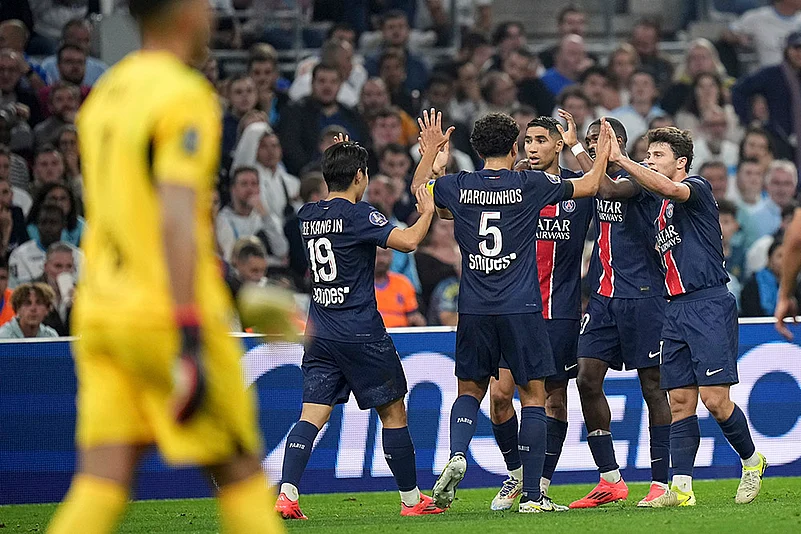 France Soccer League One Marseille vs Paris Saint-Germain photo gallery