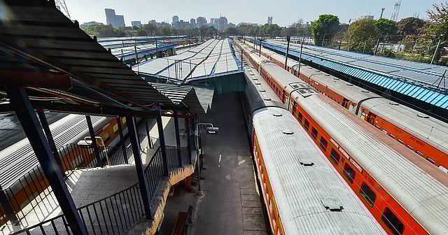 Delhi Rail Division Announces Crowd Control Measures After Mumbai Stampede