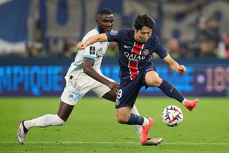 France Soccer League One Marseille vs Paris Saint-Germain photo gallery_Lee Kang-in