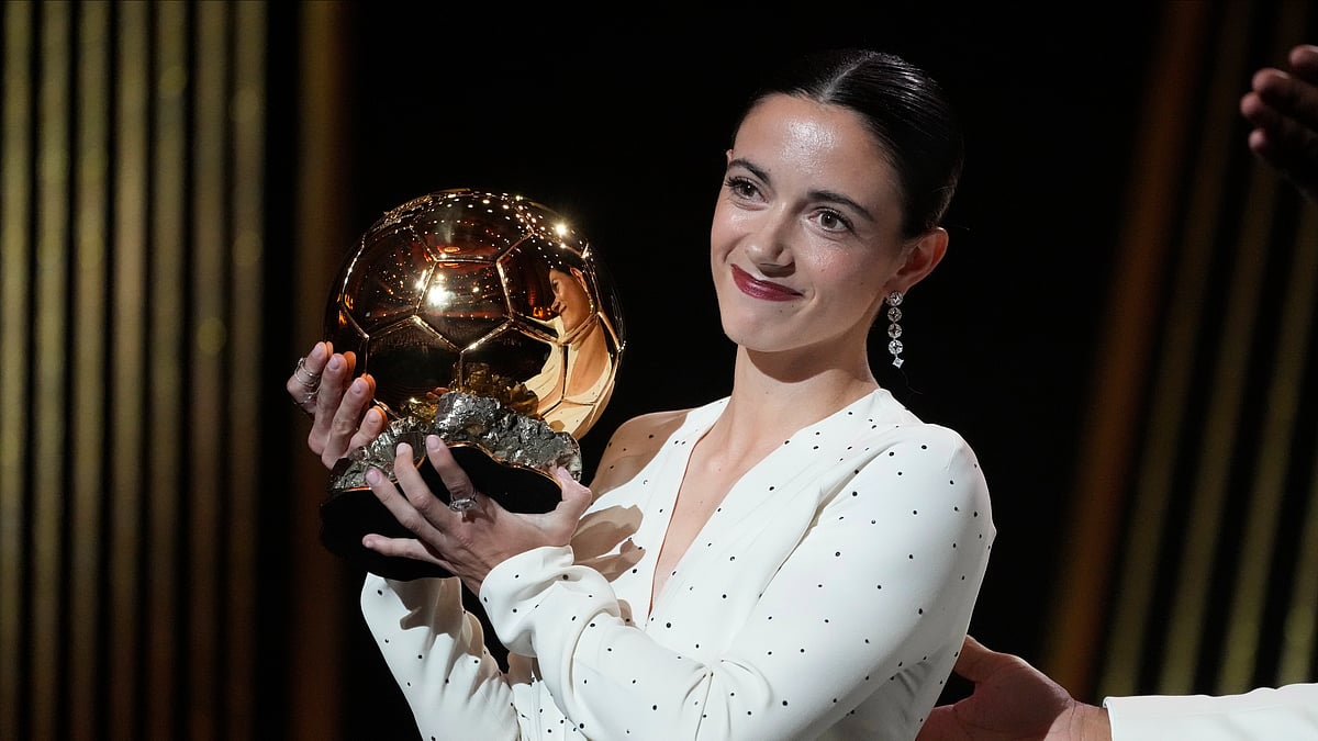 Barcelona's Aitana Bonmati receives the 2024 Women's Ballon d'Or award during the 68th Ballon d'Or (Golden Ball) award ceremony at Theatre du Chatelet in Paris. - AP Photo/Michel Euler