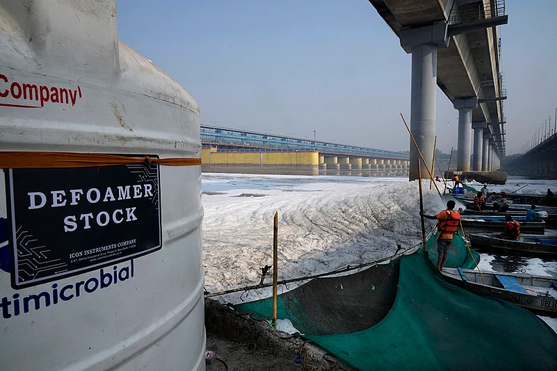 India Pollution Yamuna River (Water) Pollution Photo Gallery_10