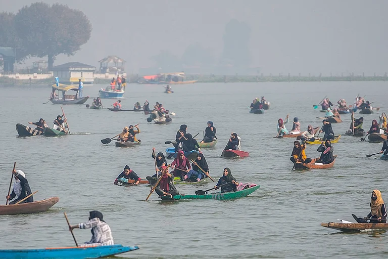 null - Photo: AP/Mukhtar Khan