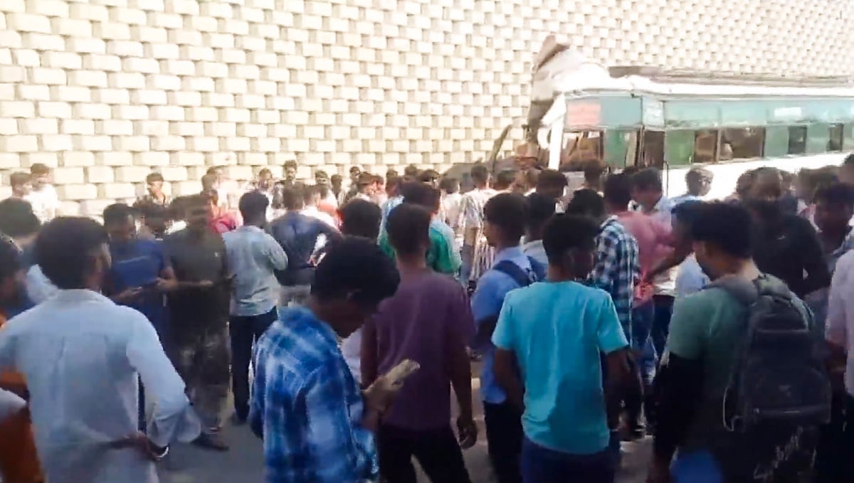 PTI : Several dead in bus accident in Sikar, Rajasthan