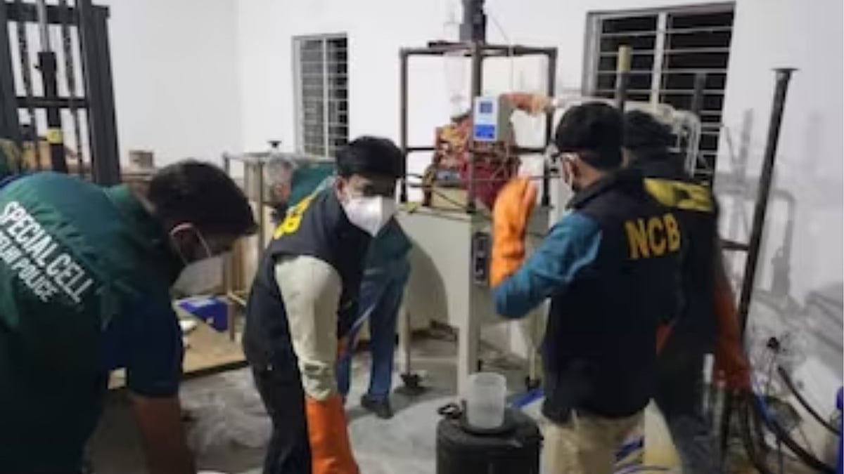 | Photo: X : NCB busts massive meth lab in Greater Noida with links to Tihar Jail and Mexican Drug Cartels