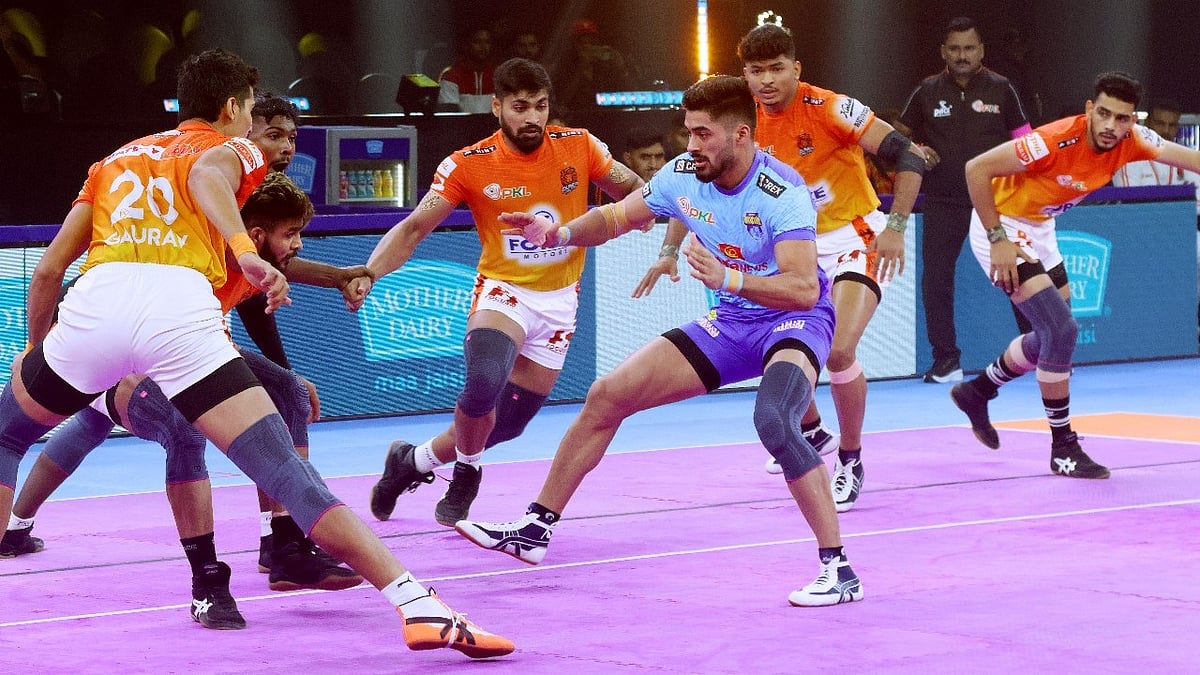 Action from the Pro Kabaddi League season 11 match between Bengal Warriorz and Puneri Paltan. - Special Arrangement