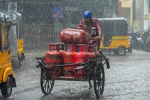 Weather: Rain in Chennai