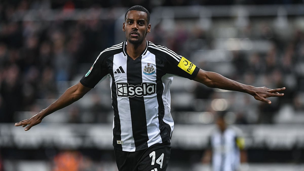 Isak celebrates scoring the opener at St James' Park