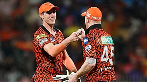 Photo: X | Mufaddal Vohra : Sunrisers Hyderabad (SRH) could likely retain Heinrich Klaasen and Pat Cummins for the IPL 2025.