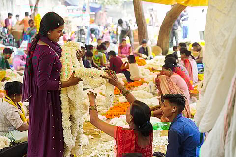 Flower market in Delhi