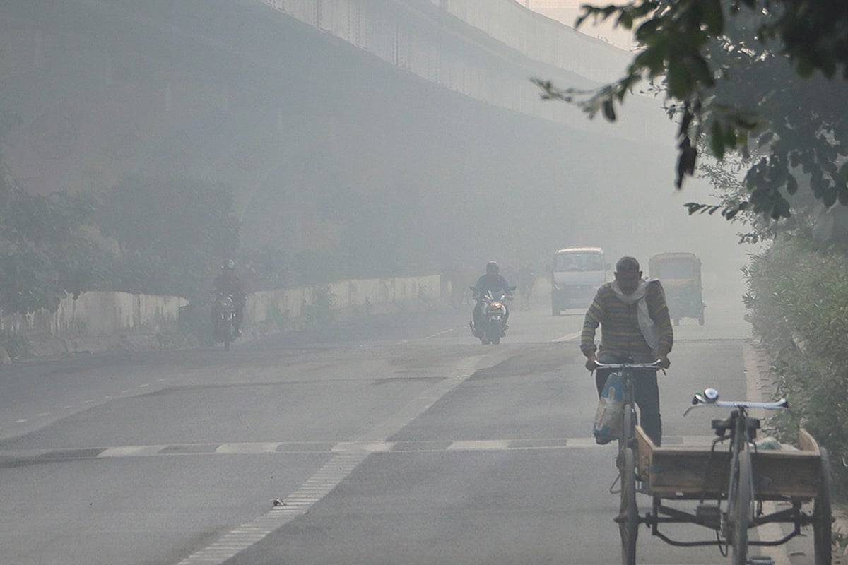 Weather: Smog in Delhi