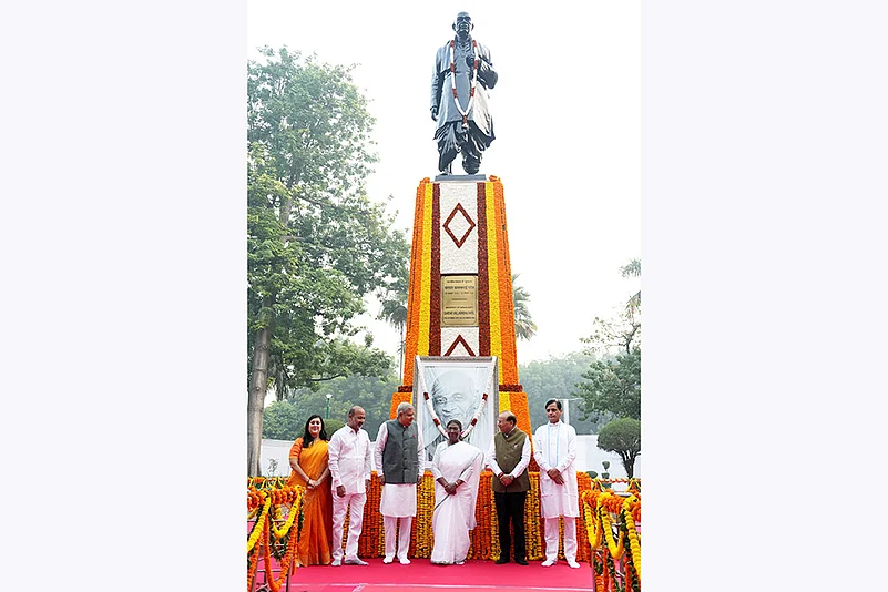 President Droupadi Murmu, Jagdeep Dhankhar during Sardar Patels birth anniversary